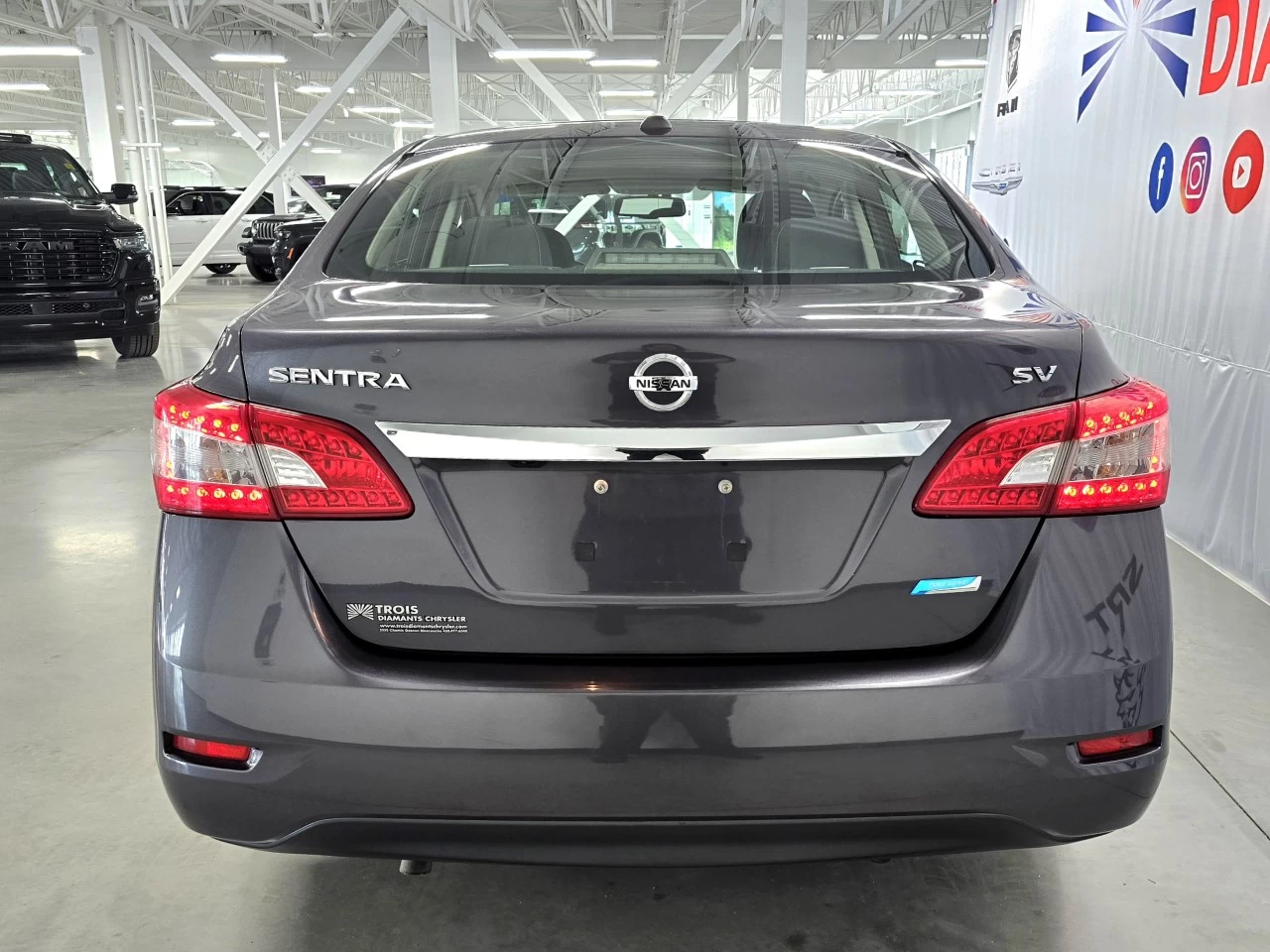 2015 Nissan Sentra SV Image principale