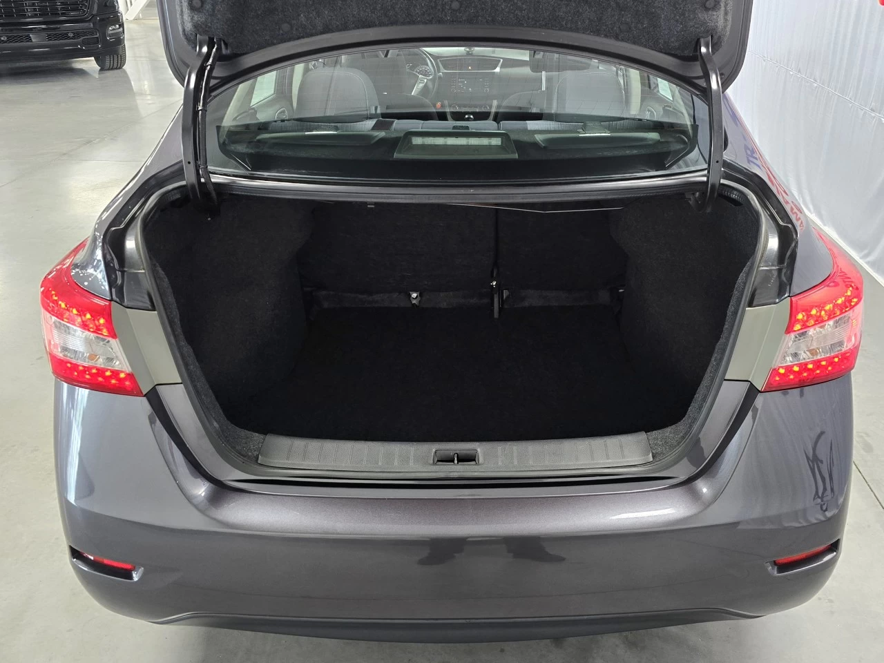 2015 Nissan Sentra SV Image principale