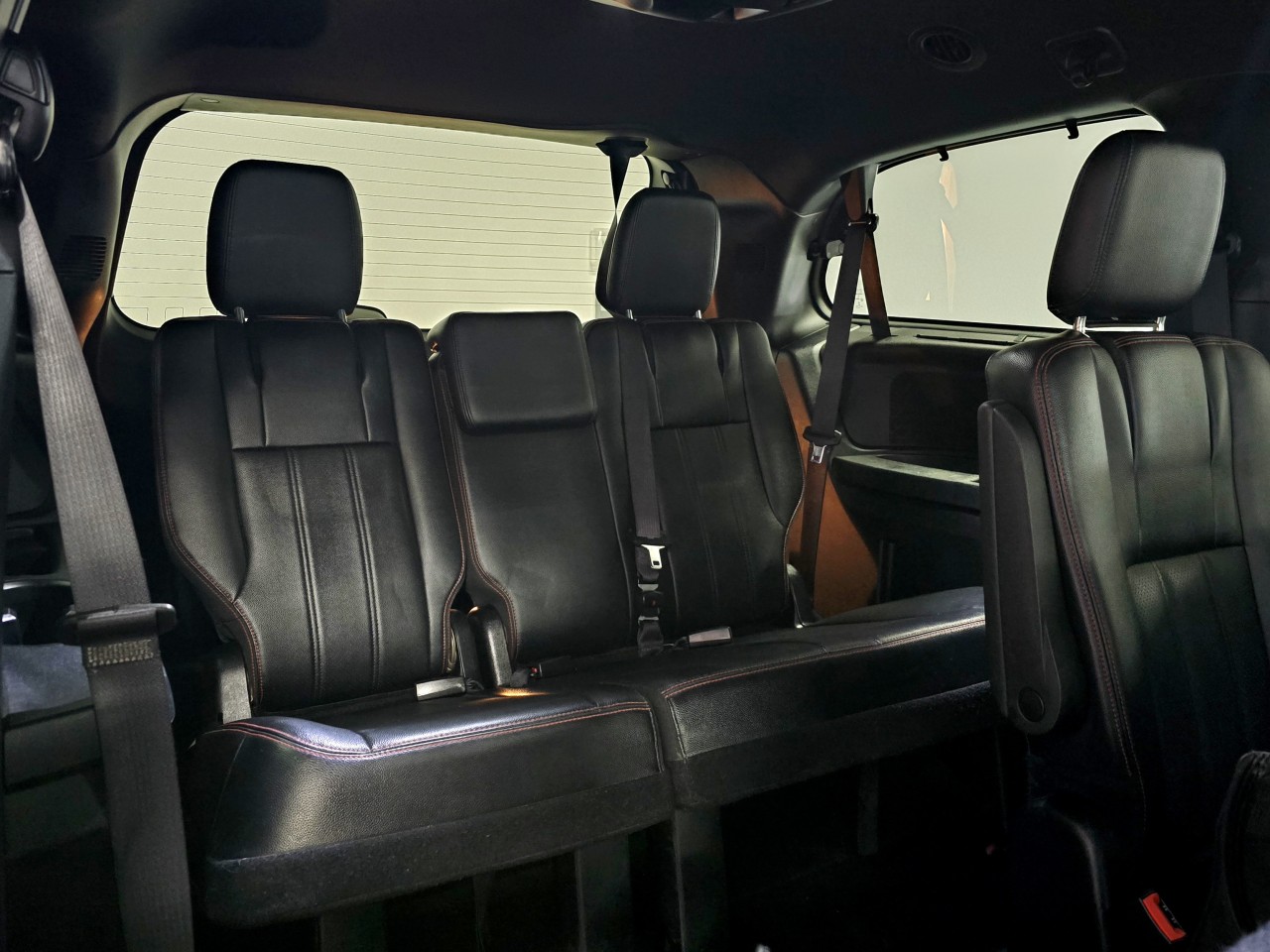 2016 Dodge Grand Caravan R/T Main Image