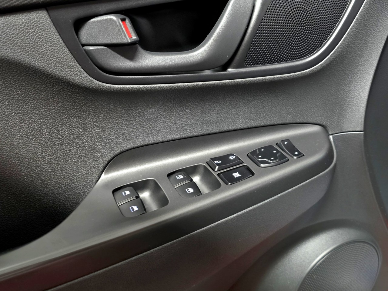2019 Hyundai Kona Trend Main Image