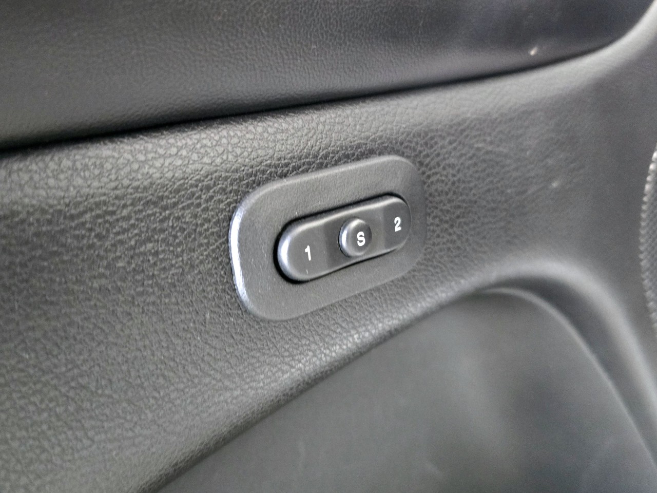 2018 Jeep Grand Cherokee Limited Main Image
