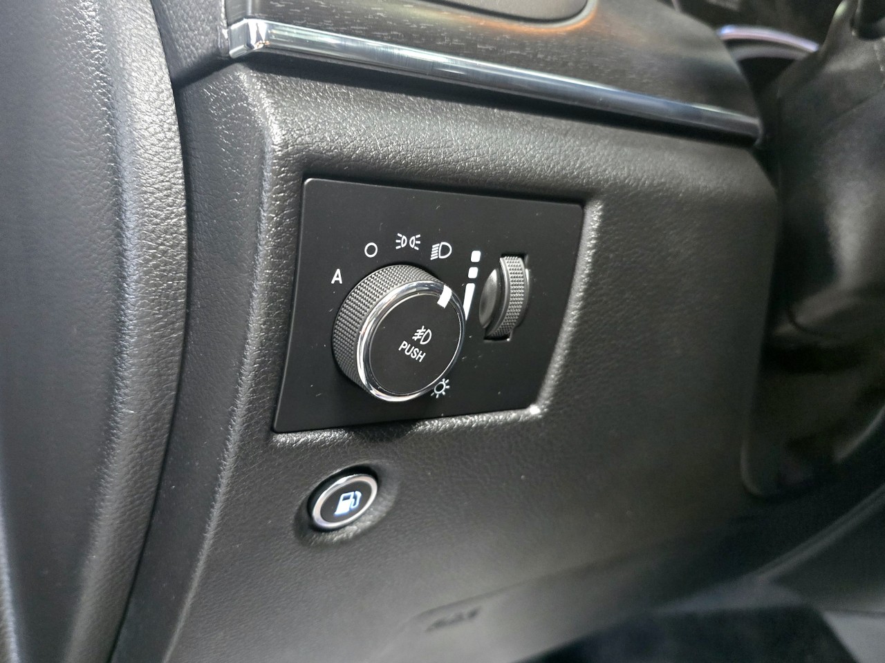 2018 Jeep Grand Cherokee Limited Main Image