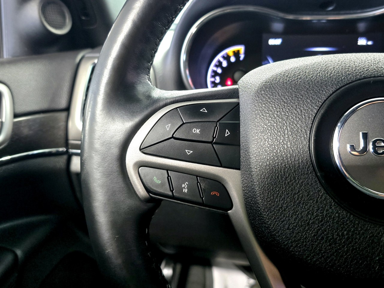 2018 Jeep Grand Cherokee Limited Main Image
